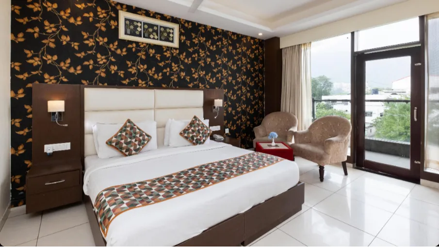 Premier Room